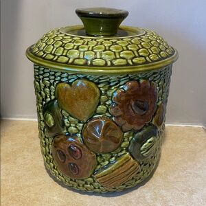 Los Angeles Potteries 1966 Avocado Green Woven Basket Cookie Jar 10" USA